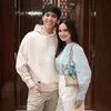 El Rumi &amp; Syifa Hadju baju kasual