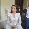 Brisia Jodie sebelum masuk gereja untuk pemberkatan