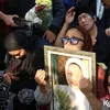Shahnaz Haque Ungkap Penyebab Kakaknya Meninggal
