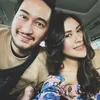 seleb beda usia, seleb beda usia puluhan tahun