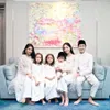 seleb beda usia, seleb beda usia puluhan tahun