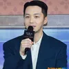 Byun Yohan menjawab pertanyaan media