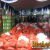 bagi sembako artis