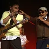 Tampi dan Barry Likumahuwa
