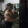 Bodyguard Ganteng dan Kekar