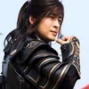 Bae Yong Jun tanpa kacamata