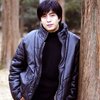 Bahkan lewat aktingnya dalam Winter Sonata, ketenarannya di Jepang meningkat drastis. Ia memiliki panggilan spesial dari para fans dari negeri sakura yaitu Yon-sama.