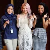 hyoyeon pakai kebaya