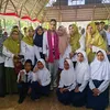 Cinta Laura Sambangi Kota Masohi