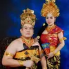 Femmy Permatasari Pakai Baju Adat Bali
