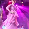Isabella Tramp GADIS Sampul 2023