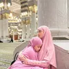 Yaya Anak Ririn Ekawati Pakai Jilbab