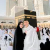 Fairuz A Rafiq dan Sonny Septian umrah
