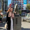 Cindy Rizap mengunjungi patung Hachiko