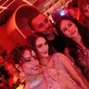 Cinta Laura jumpa Luna Maya di pesta Diwali