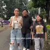 Ngabuburit Bareng Cinta Laura di Blok M
