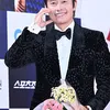 Aktor Korea di Red Carpet Blue Dragon Film Awards 2023