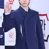 Aktor Korea di Red Carpet Blue Dragon Film Awards 2023