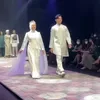Rey Mbayang dan Dinda Hauw Modeling Bareng