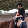 Selebritis Wanita Berkuda
