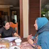 Potret Ashanty Lakukan Wawancara ke Penyanyi Senior