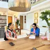 Potret Ashanty Lakukan Wawancara ke Penyanyi Senior
