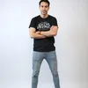 Darius Sinathrya foto di studio kapanlagi
