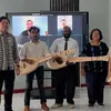 Darlane Litaay Bersama Mahasiswa di ISBI