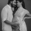 Ranveer Singh elus perut Deepika