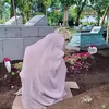 Denada Jalani Ramadan Pertama Tanpa Sang Ibu