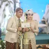 Artis Indonesia yang baru menikah di usia 40 tahun