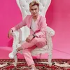 Potret Artis yang awali karir dari nol.