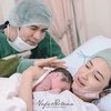 Pada hari Rabu (12/8) kemarin, istri dari Ricky Perdana yakni Chaca melahirkan anak pertama mereka yang berjenis kelamin laki-laki.