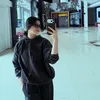 Zahra Sima Tampil Kasual Pakai Hoodie Hitam