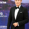 Deretan Seleb Ganteng yang Tampil Rapi di Red Carpet Baeksang Arts Awards 2023,