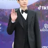 Deretan Seleb Ganteng yang Tampil Rapi di Red Carpet Baeksang Arts Awards 2023,