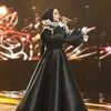 Lesti Kejora bernyanyi di panggung raksasa