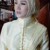 Mulan Jameela pakai baju kuning