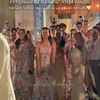 Tamu mau tangkap bunga dari El Rumi dan Syifa Hadju