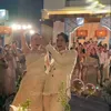 Syifa Hadju dan El Rumi lempar bunga