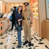 Dewi Perssik bareng Gegep anaknya yang masuk AKMIL