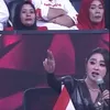 Dewi Perssik Juri D&#039;Academy 7