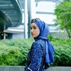 Amira calon istri Reza Zakarya