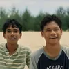 Ali (Idhan Aedan) dan Amir (Amerul Efendi) dalam film The Fox King