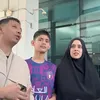 Sonny Septian &amp; Fairuz A Rafiq Cium Hajar Aswad