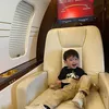 Anak artis dapat hadiah fantastis