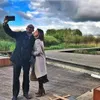 Potret najwa Shihab dan suami.