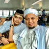 Potret kedekatan Ameer dan sang ayah.
