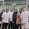 Dimas Seto dan Rezky Aditya bareng istri
