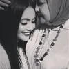 Denada dan Emilia Contessa foto bareng